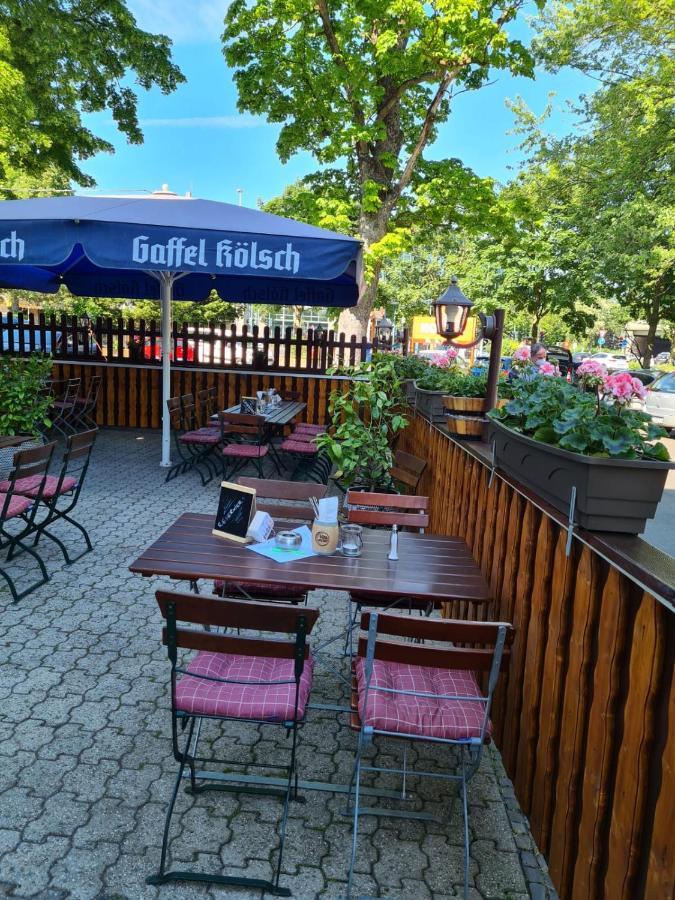 Brauhaus Manforter Hof Leverkusen Exterior photo