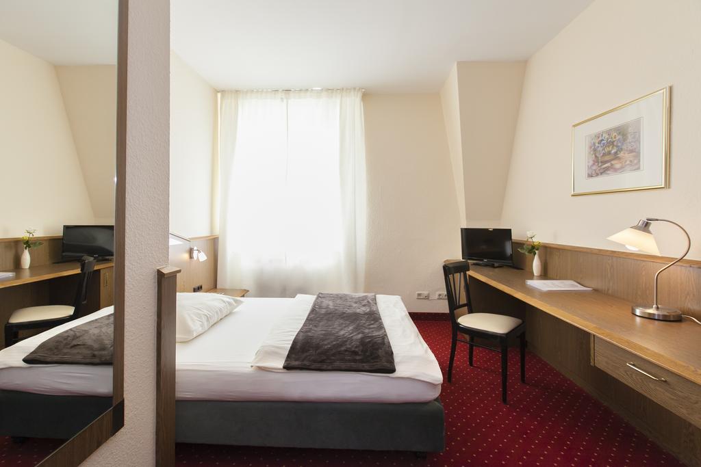 Brauhaus Manforter Hof Leverkusen Room photo