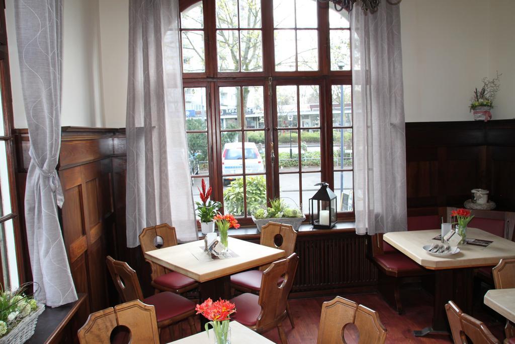 Brauhaus Manforter Hof Leverkusen Exterior photo